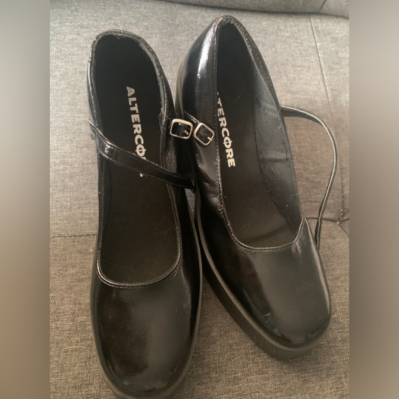 Altercore Darkenda Vegan Platform Mary Janes 🖤 - Picture 3 of 4